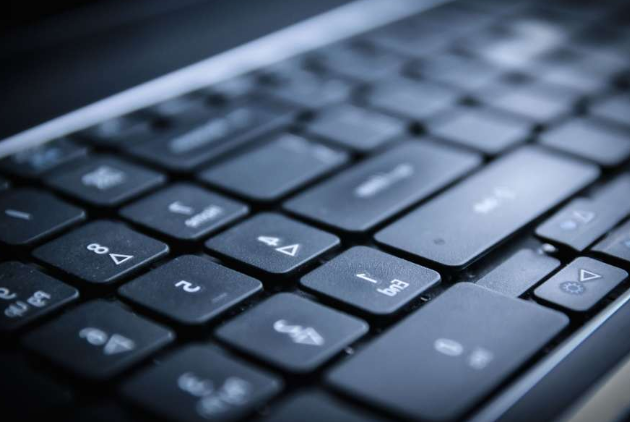 Comment nettoyer le clavier de son ordinateur?